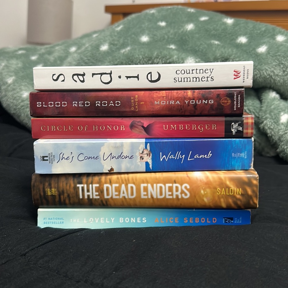 🌷📚6 Random Fiction Books📚